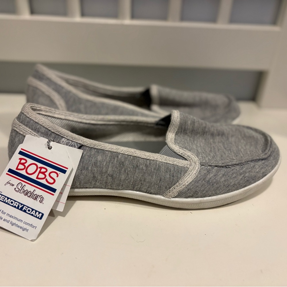 Skechers memory foam bobs slip ons